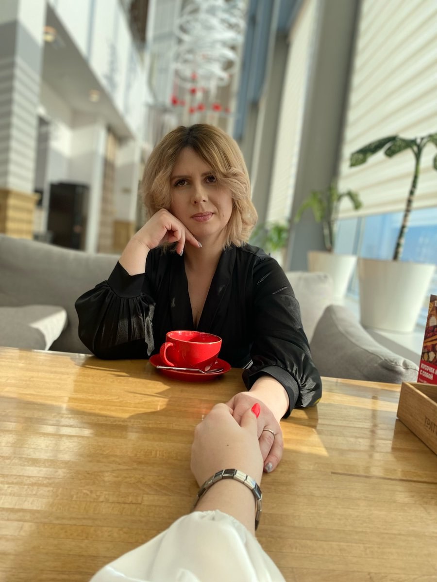 Mona Wales Mona Wales Latex