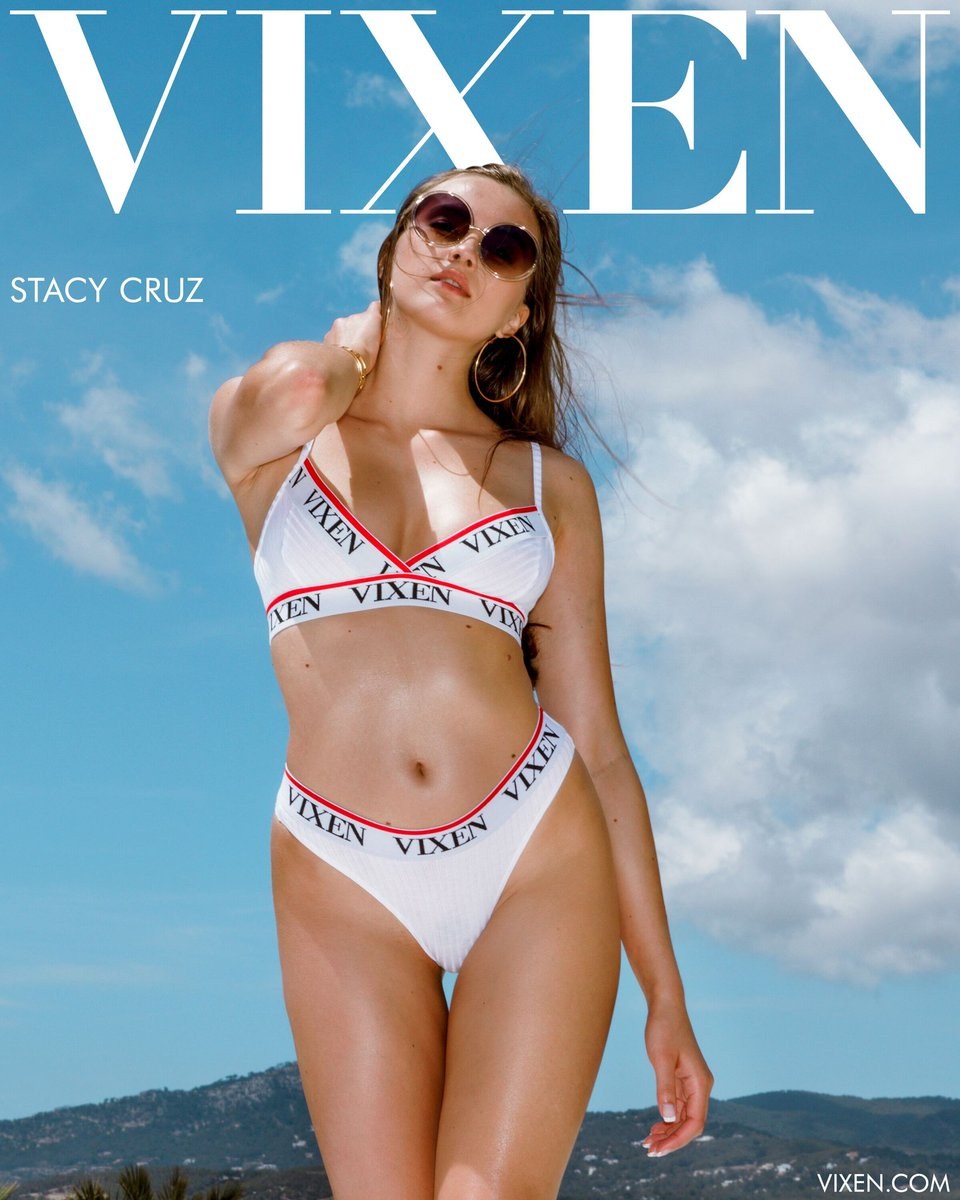 STACY CRUZ 2021
