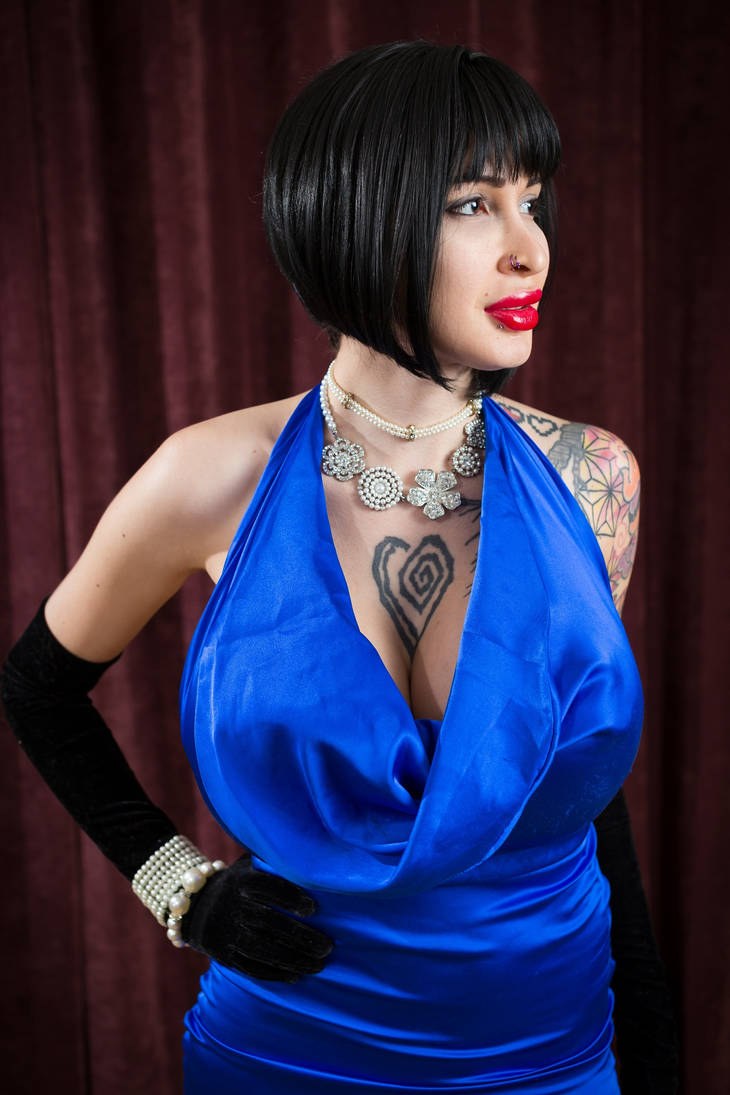 Fetish model Ariane saint-amour