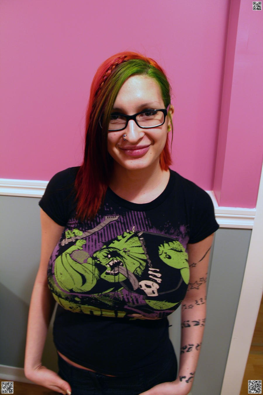 Saint Amour Getting Messy Paint (71 photos)