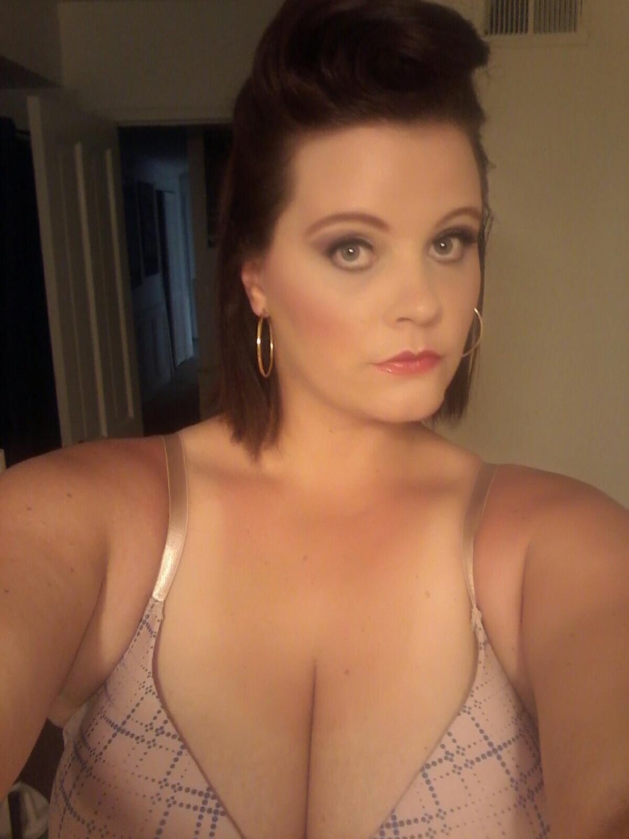 Amanda Fox Jeff Models