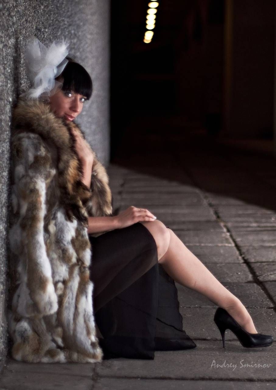 Tara Amori Naked fur fetish