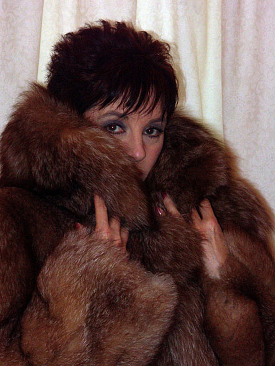 Women's portrait in the Studio Sex Sisters