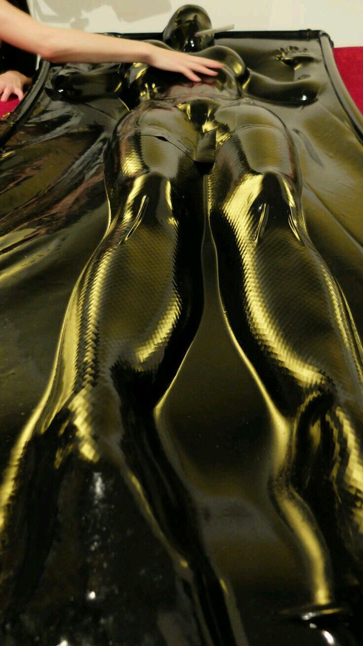 VacBed Breathplay (70 photos)