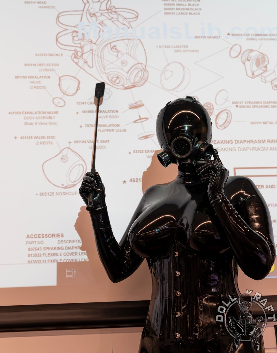 Selfie in the Girl's Miss