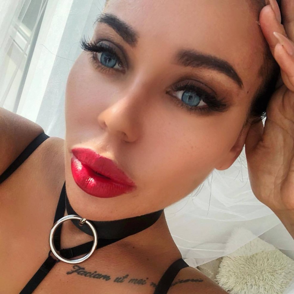 Julia yaroshenko Yulia Yaroshenko