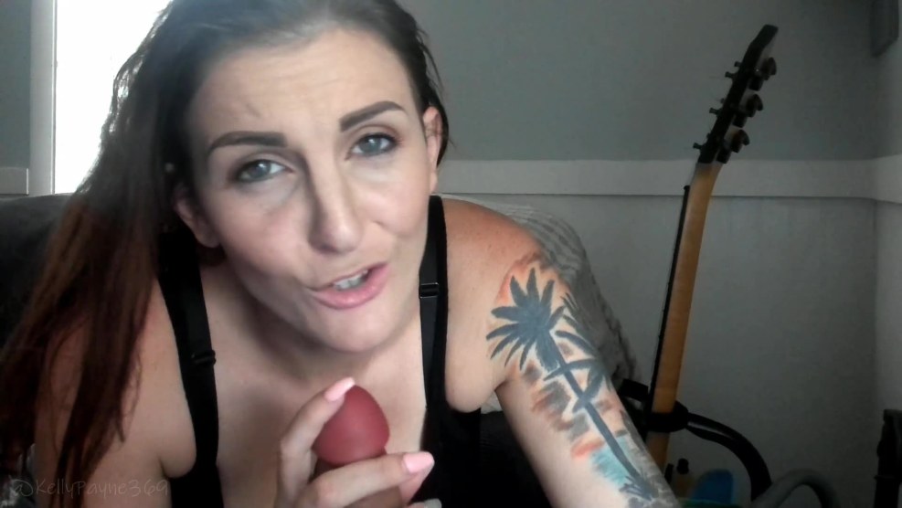 Bad Dolly Filthy Housewife Joi and Masturbation