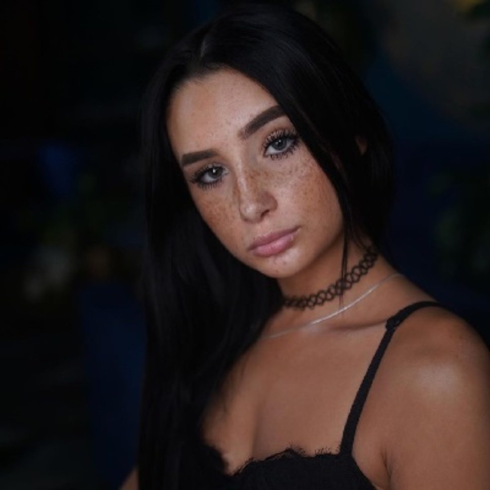 Naked Mackenzie Jones shows himself