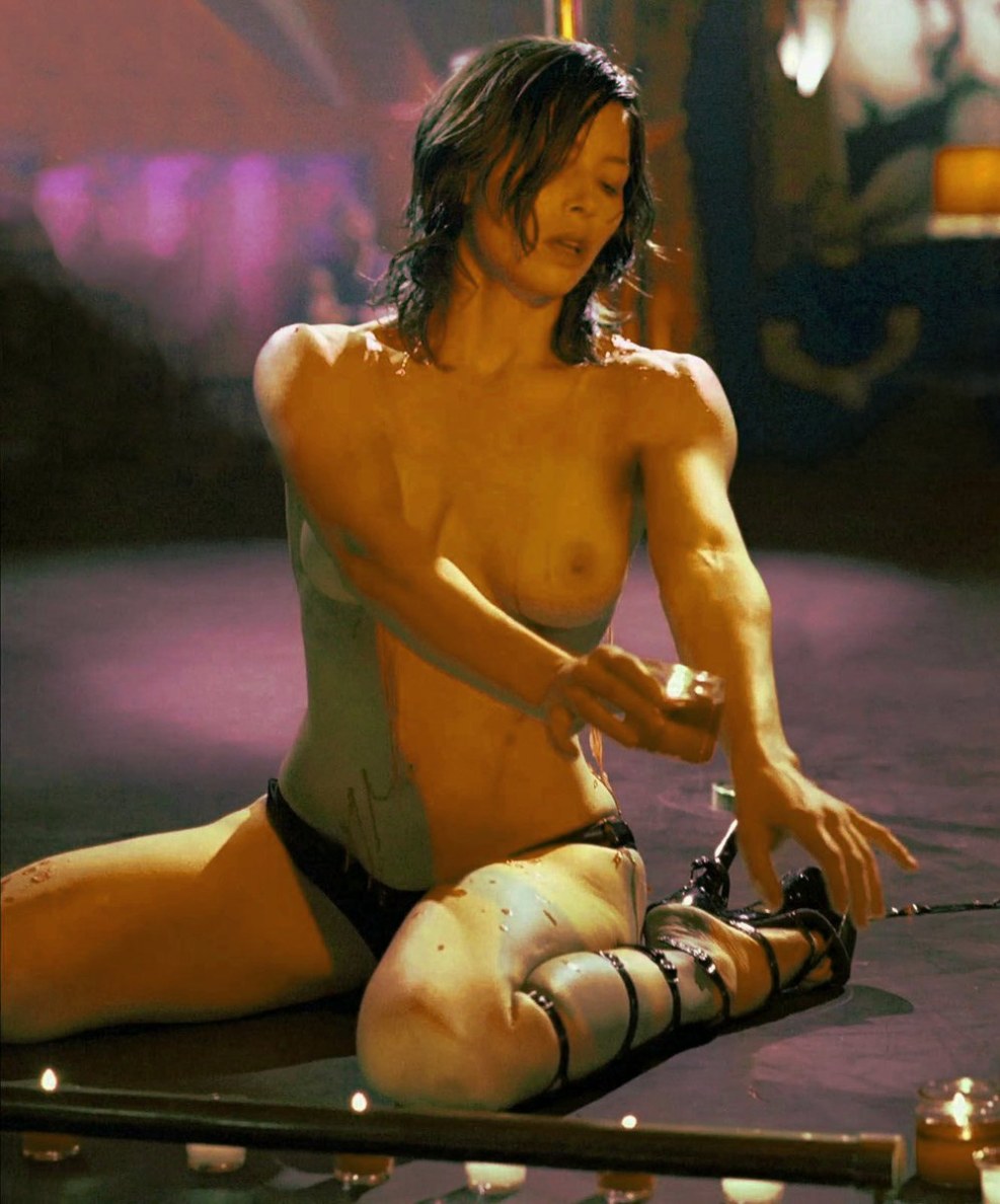 Jessica beat naked in films