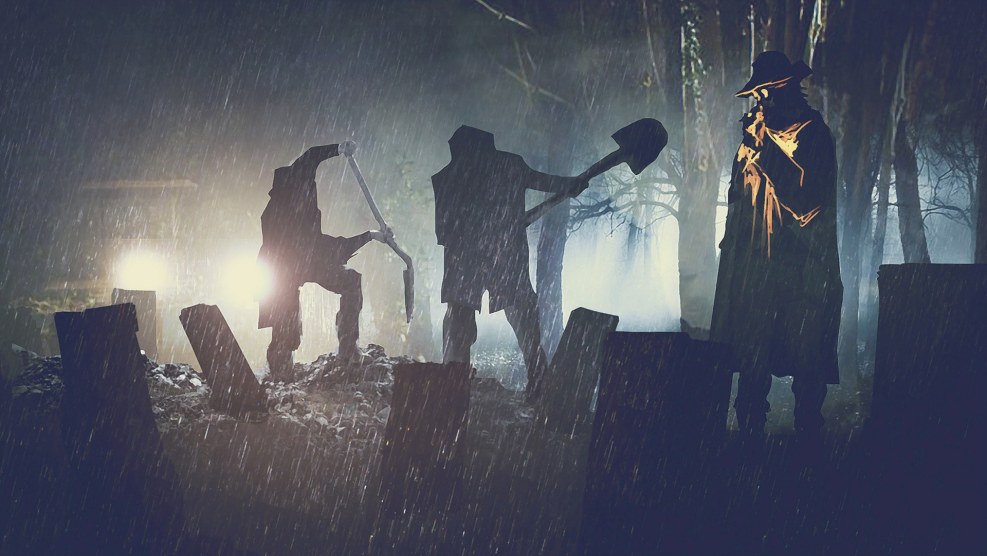 Heisenberg Cosplay Resident Evil Village