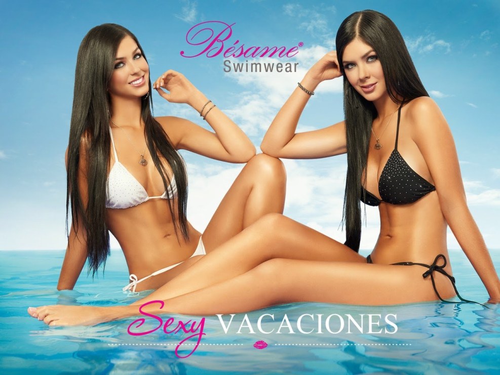 Camila Pitanga in bikini