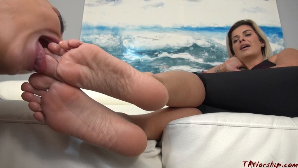 Alexis Grace Lesbian Foot Worship
