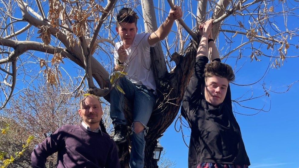 The husband finished in his wife after a black man