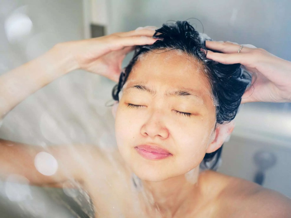 A glass of liquid Effect