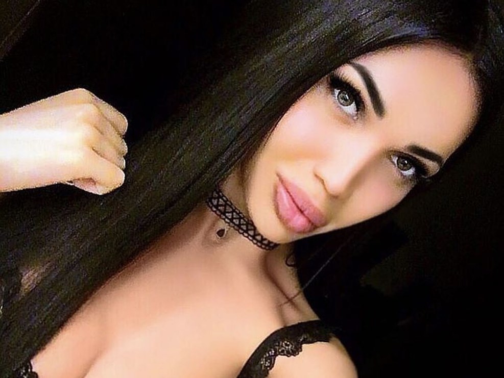 Pairs from the mouth in the cold