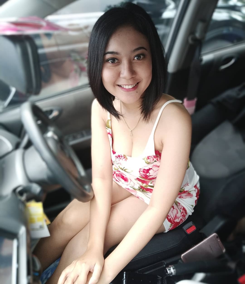 Miss Tata Pramudita