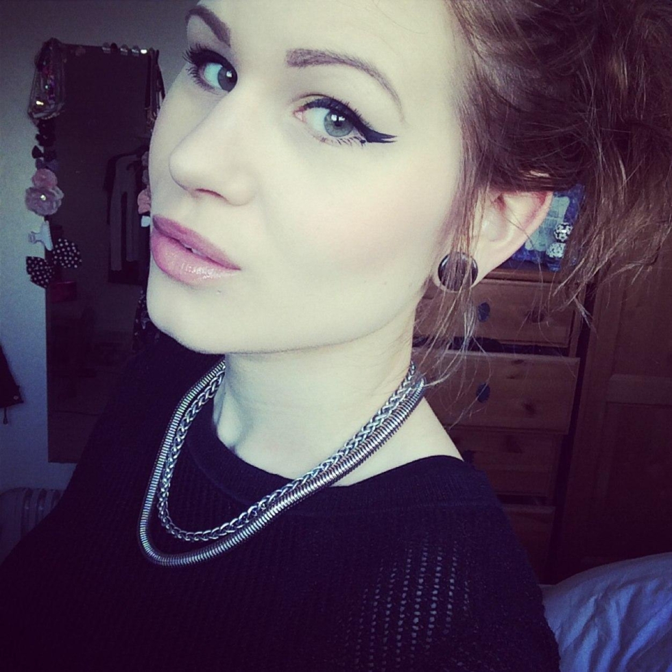 A beautiful couple of teenagers