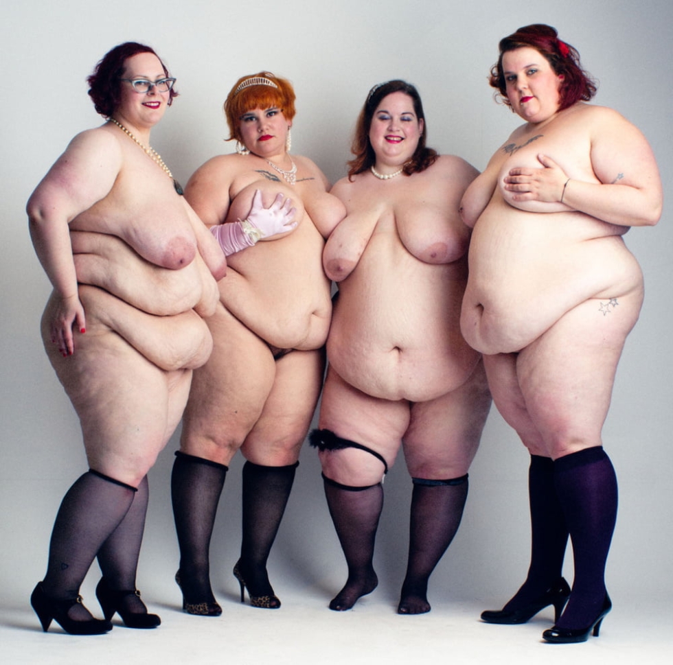 Bodyposive fat people are naked