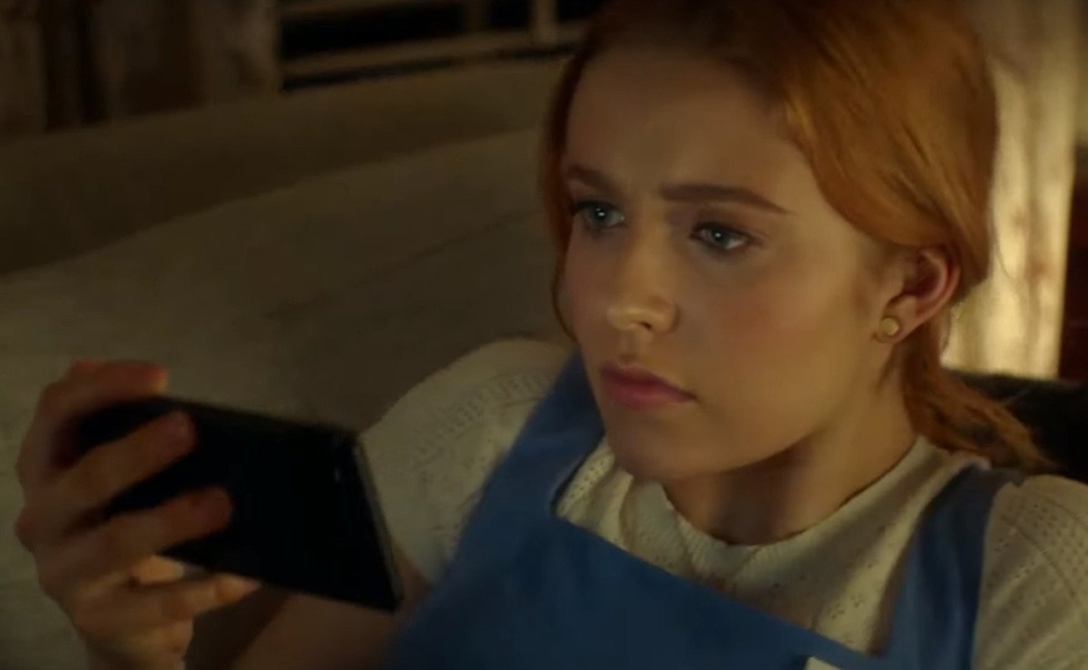 Alice Yves British actress