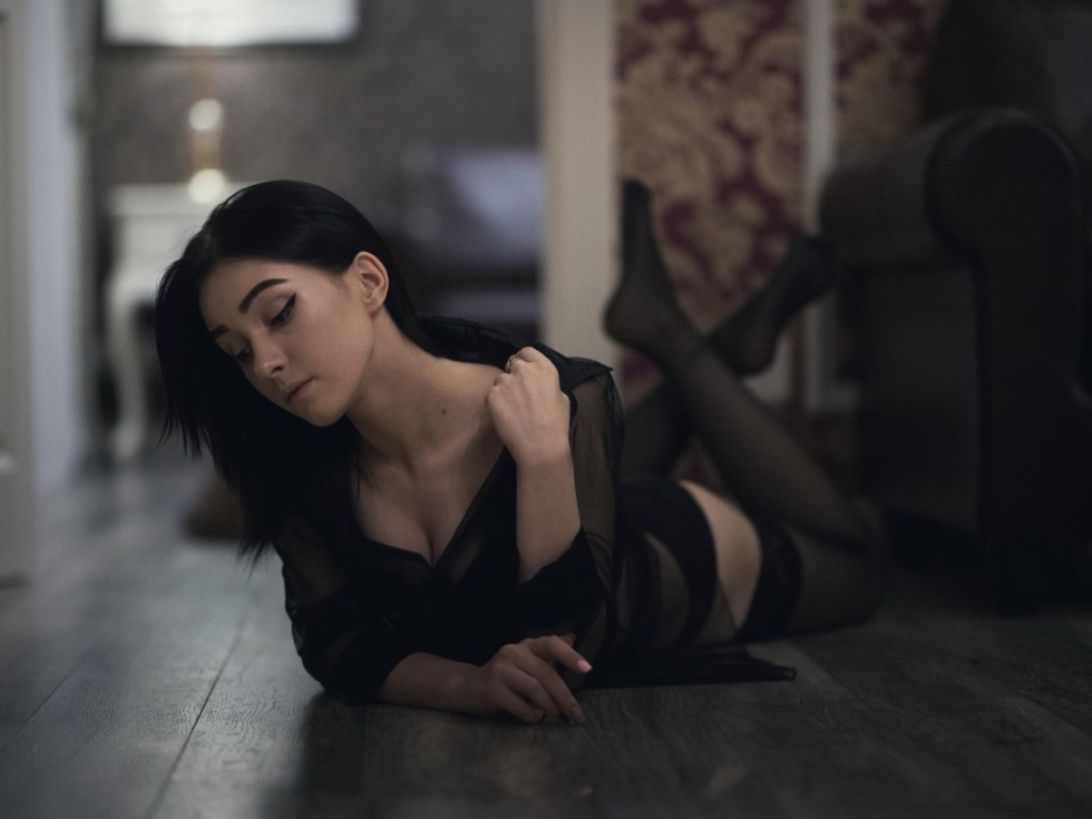 Mascara for the emblem