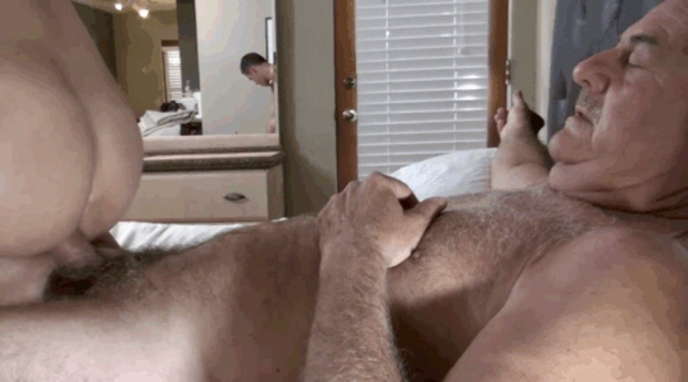 Beautiful male orgasm