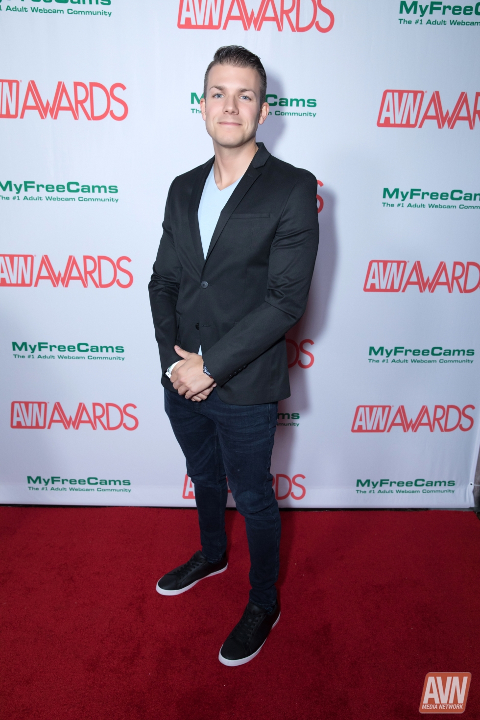 Pokemon Leon X Ashley