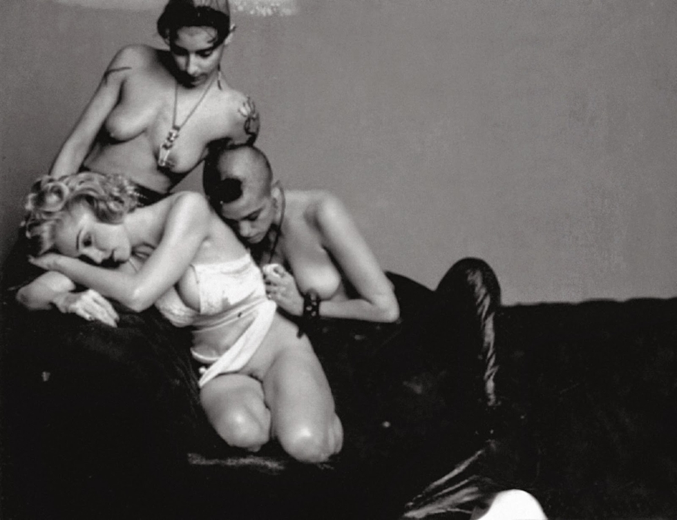 Madonna singer Naked Futoto