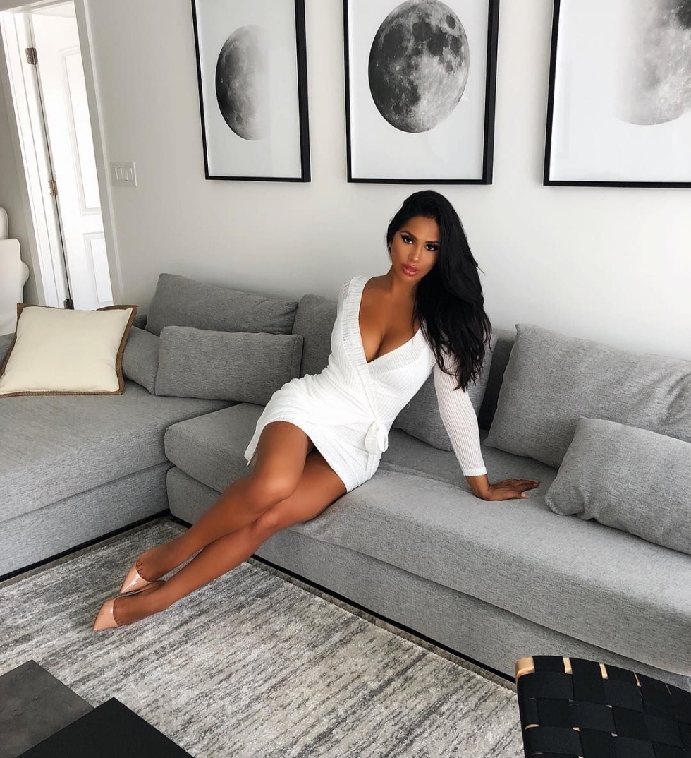 Gallienne Nabila in Mini