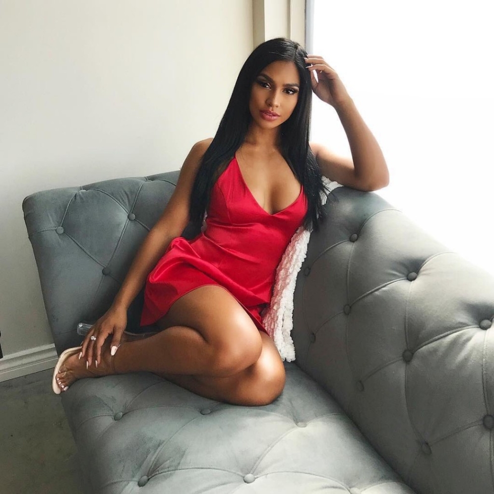 Brunettes without complexes