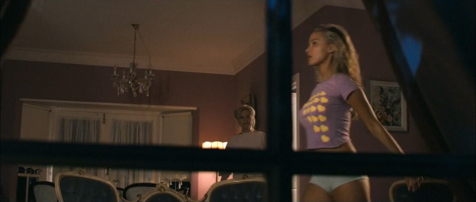 Tammi Khembrov without Photoshop and Cosmetics