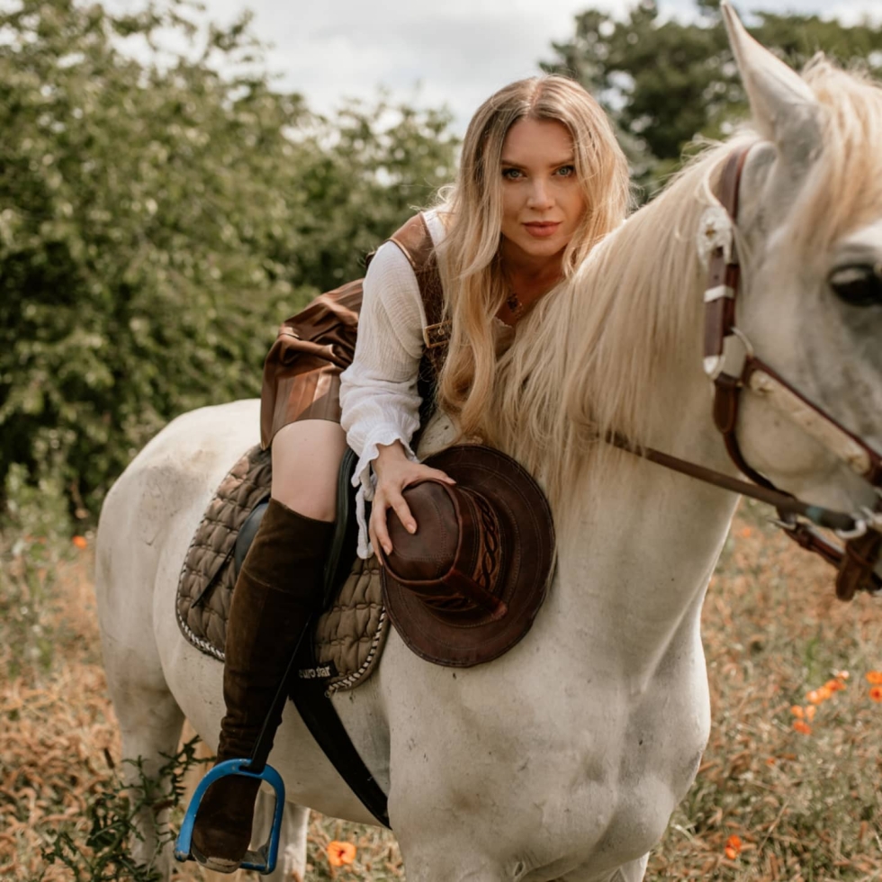 Diana Paramonova model