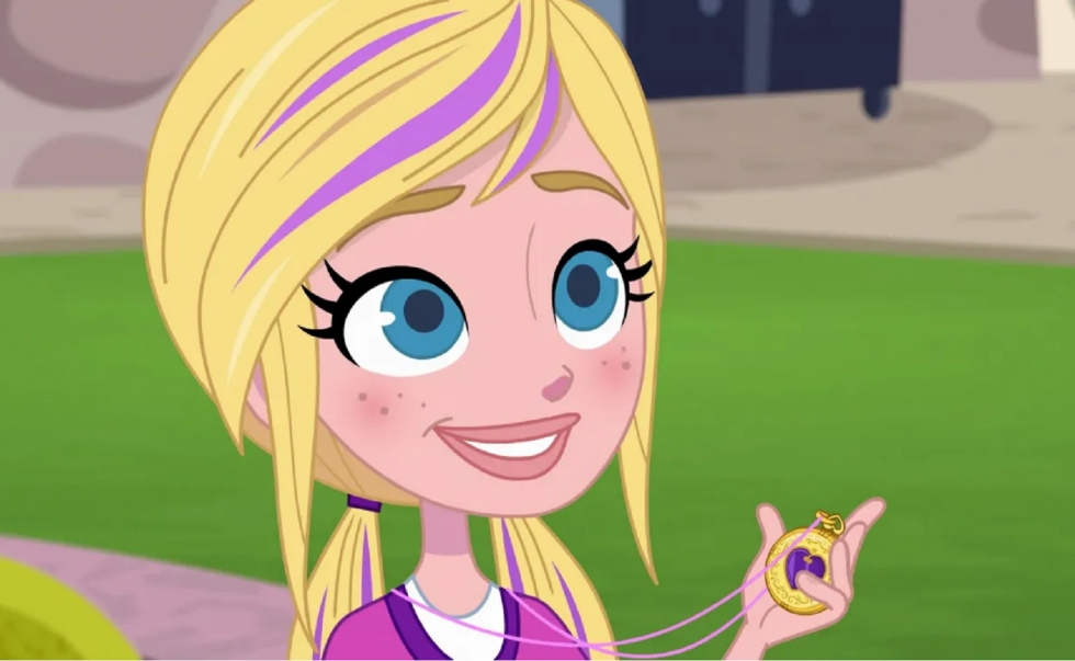 Polly Polly Model with a chair