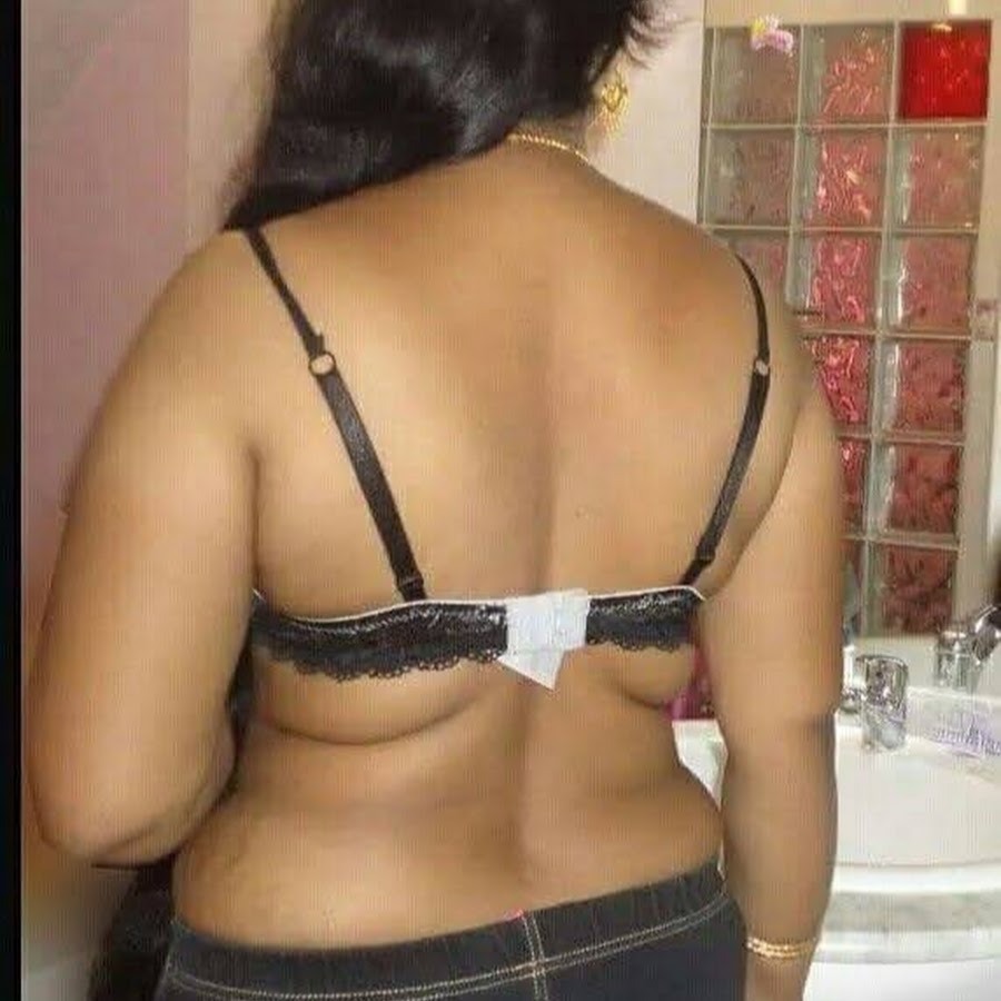 Indian Outdoor Punjabi Audio (70 photos)