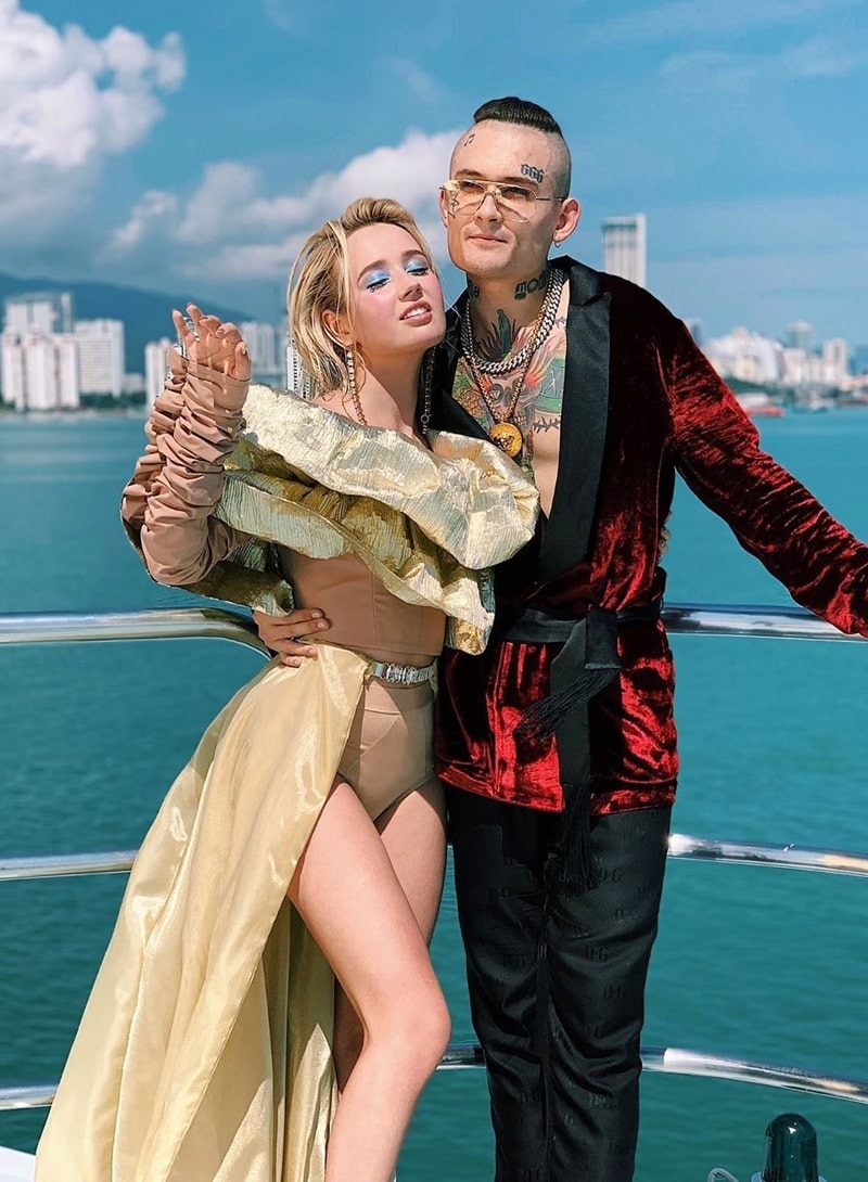 Morgensterna and Klava Coca