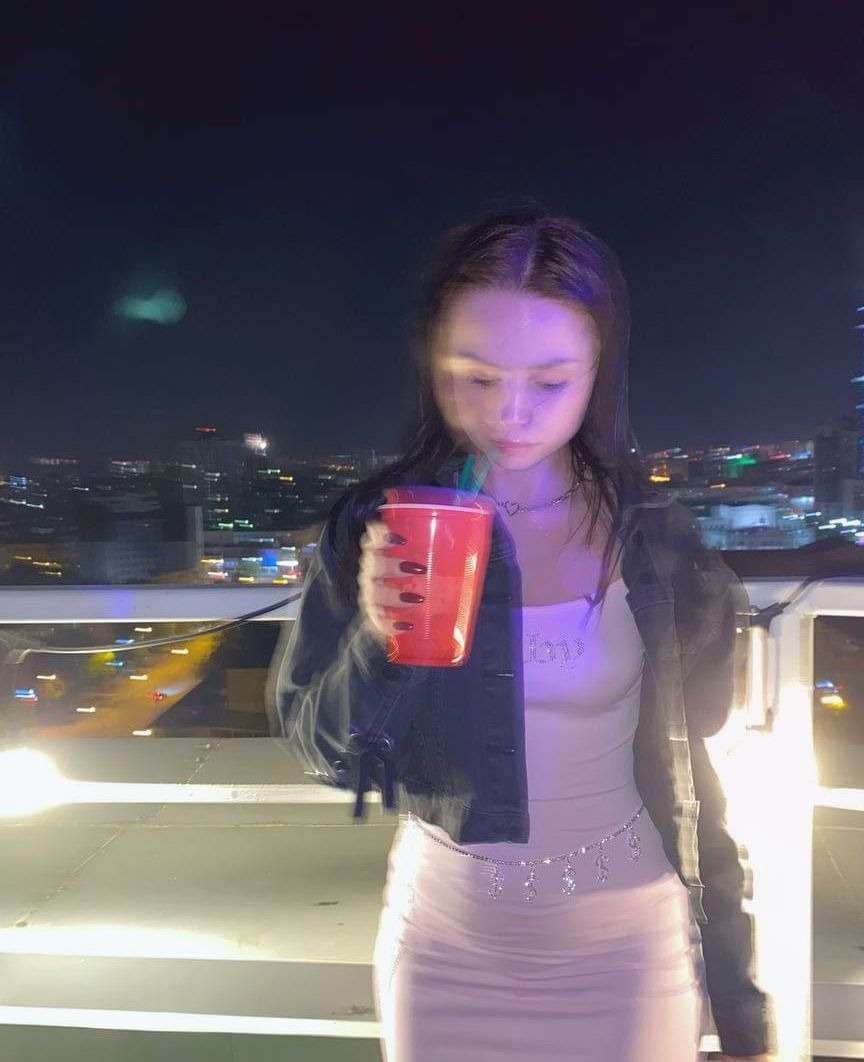 Conventions on the wallpaper decoding on a non -woven basis