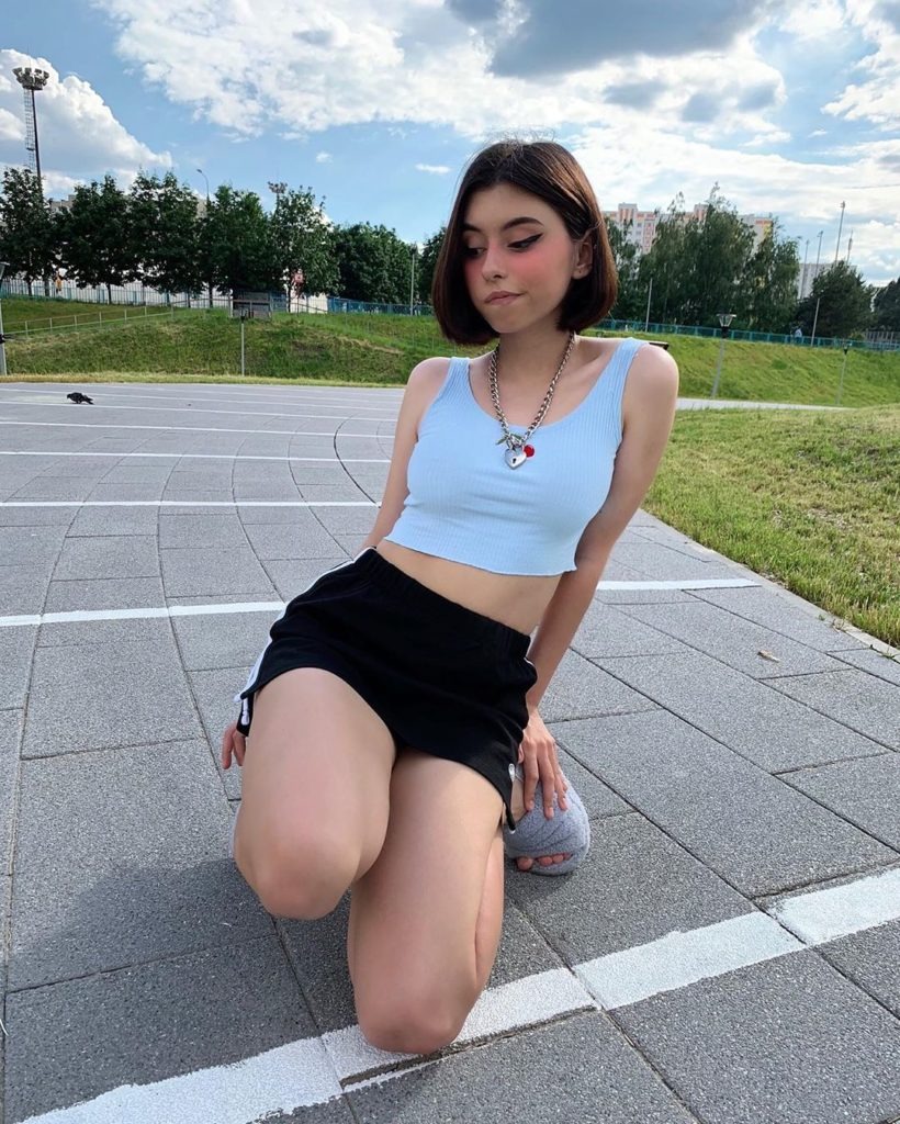 Daria Shikhanova Dora drain