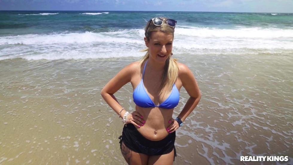 Alicia Vickers Porn actress