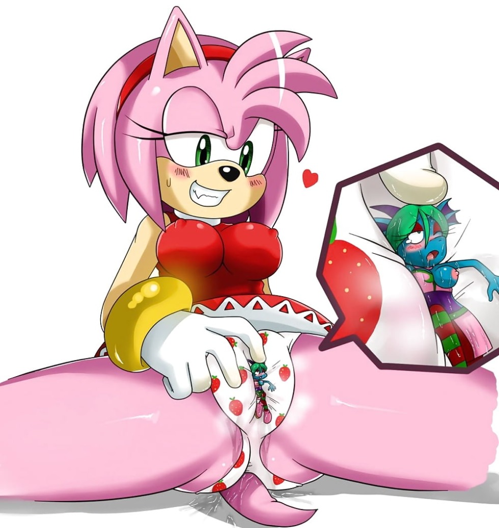Giantess Amy Rose Comics