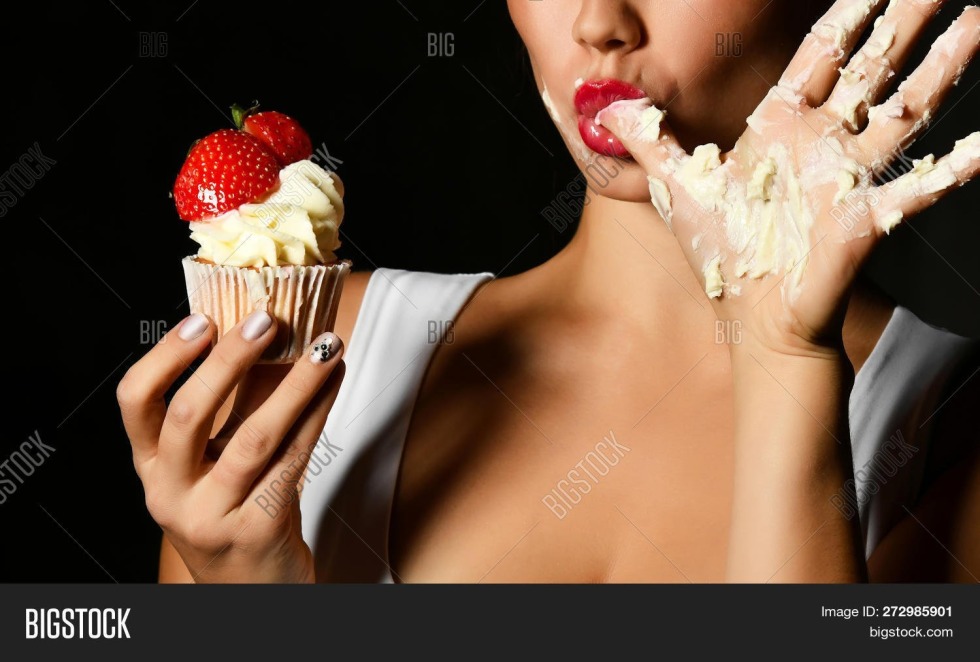 Strawberry with cream Girl