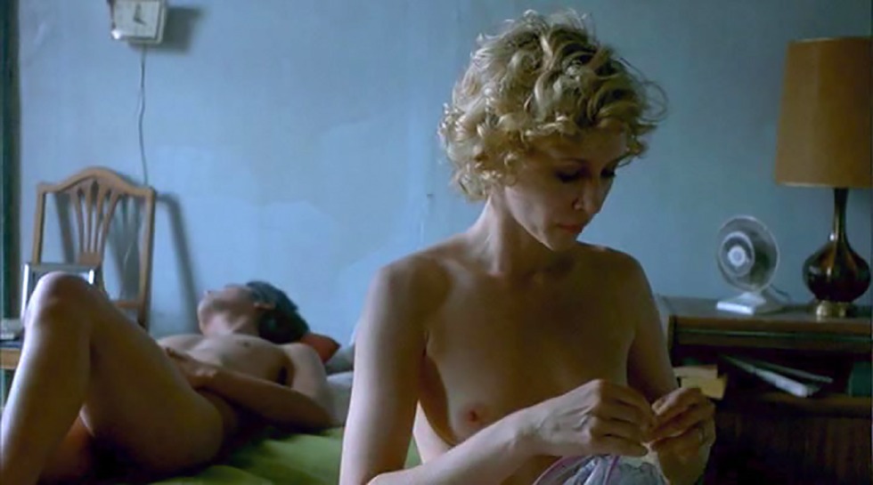 Actress Juliet Binosh nude