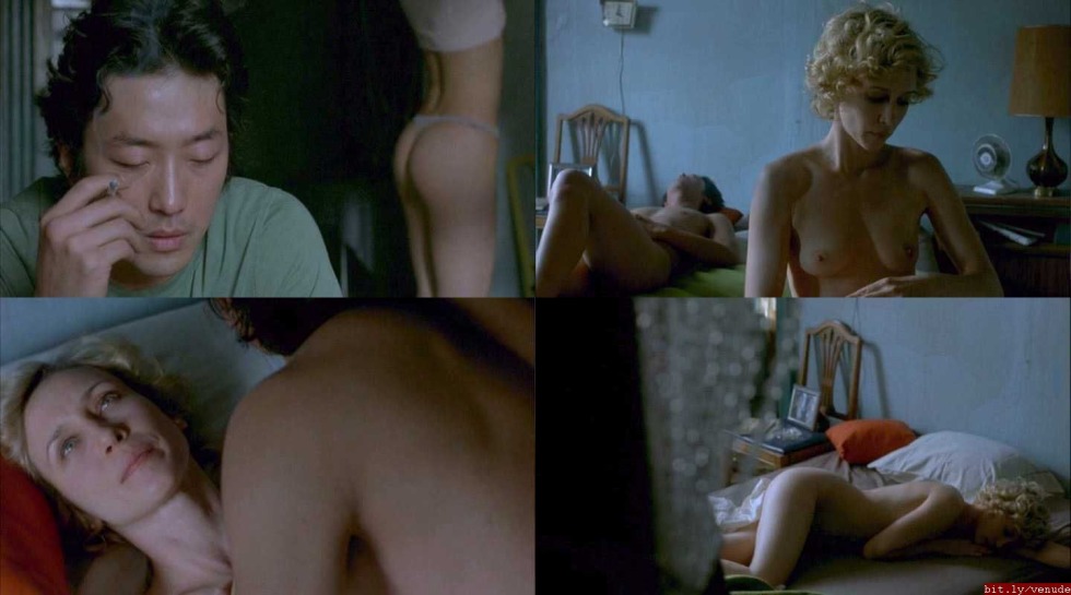 Actress Vera Farmiga Nude