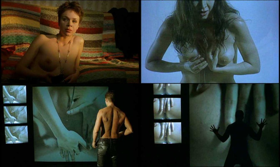 Elisabetta Cavallotti Horney Onstage Strip