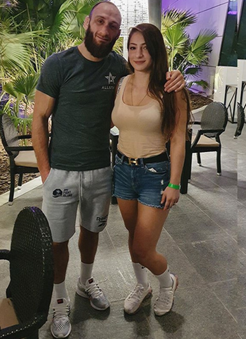 Porrier with a girl fan