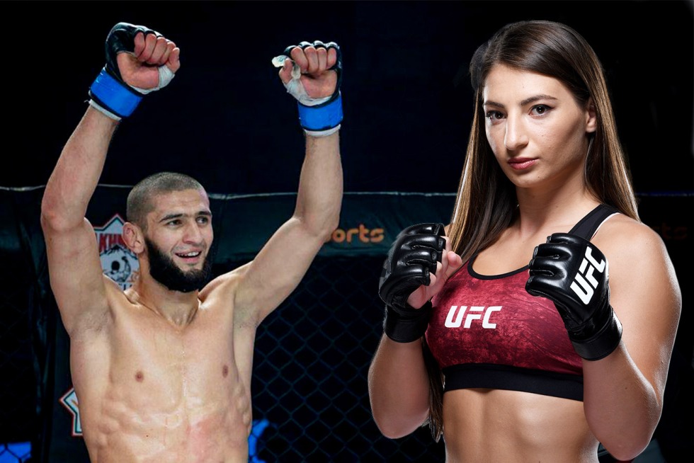 Dressing mirror in the corridor