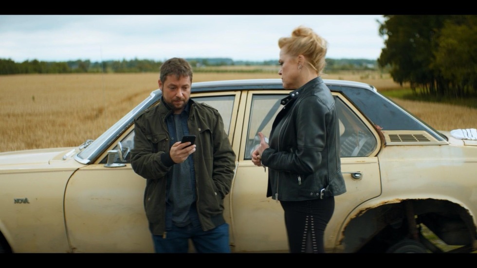 Verkhovna witch Evelyn Splash art