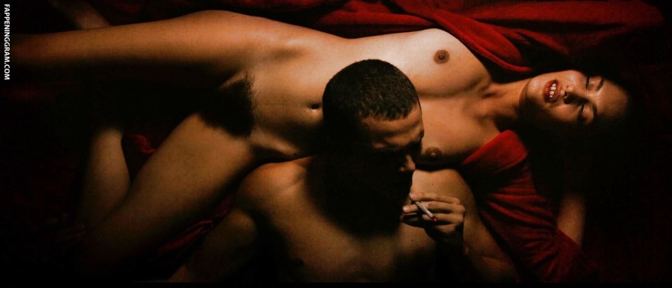 Gaspar Noe Lyubov aomi Muik