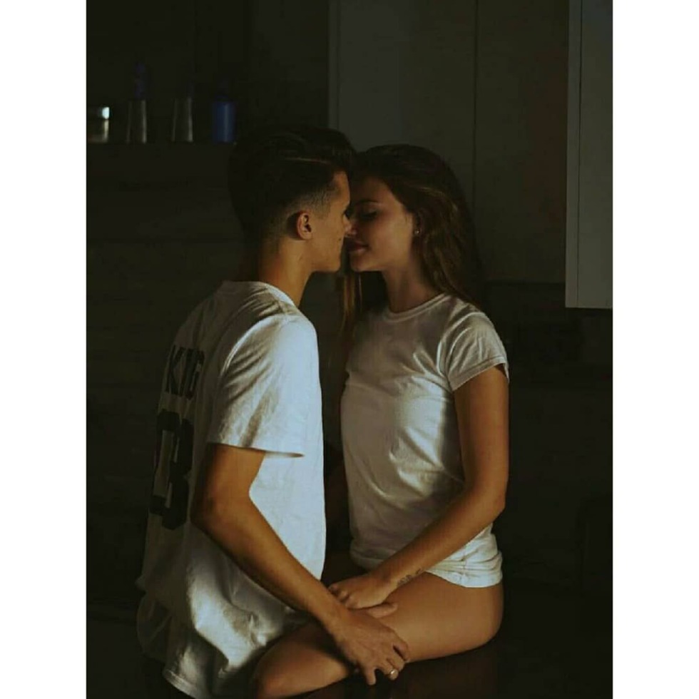 The proximity between the man and the woman