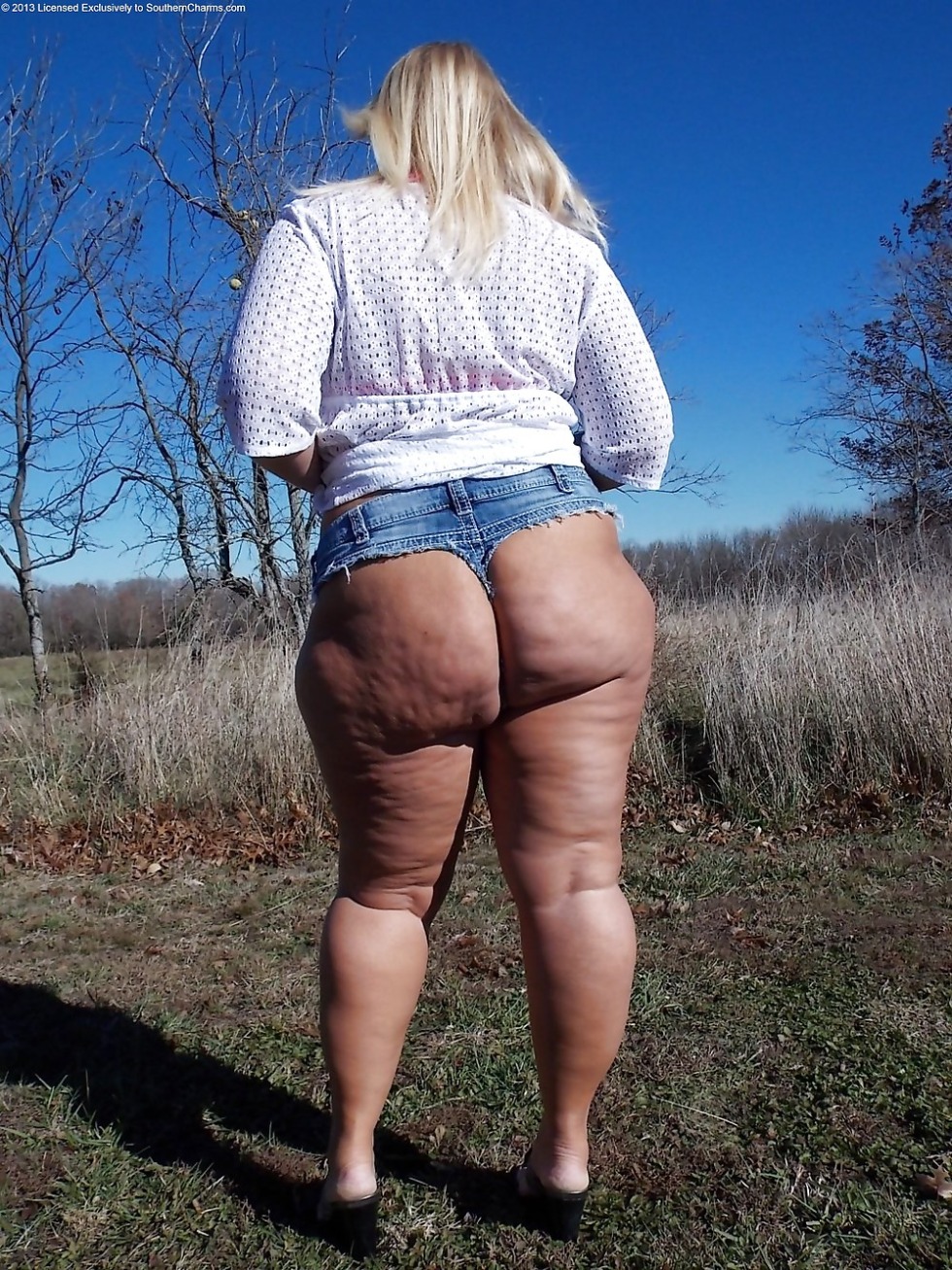 Old thick women without panties
