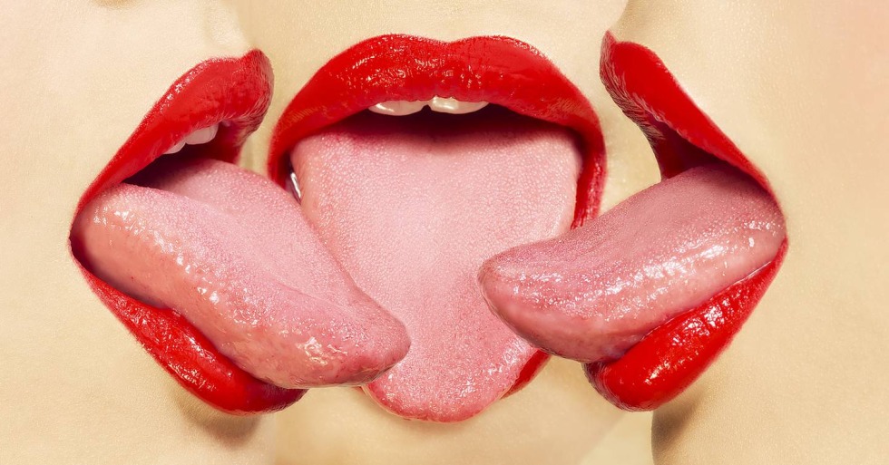 Licking the tongue