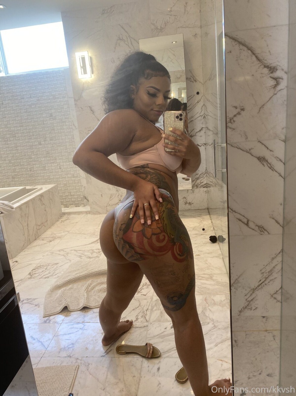 Mikayla Saravia (Mikayla Saravia) Naked